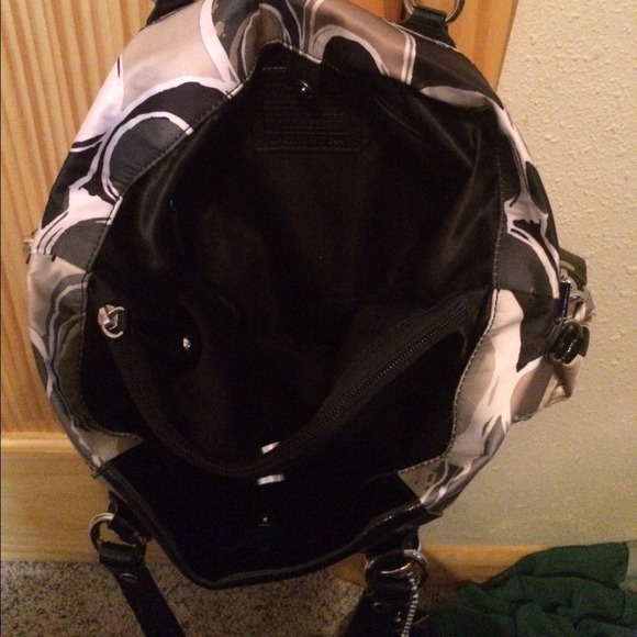 🚫SOLD🚫Gorgeous Authentic Coach Purse💕 - Picture 2 of 2