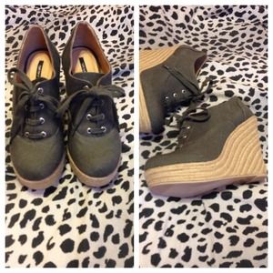 Military green oxford lace up wedge booties