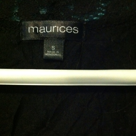 Black T-shirt from Maurices - Picture 3 of 3