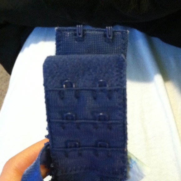 Blue floral bra! - Picture 4 of 4