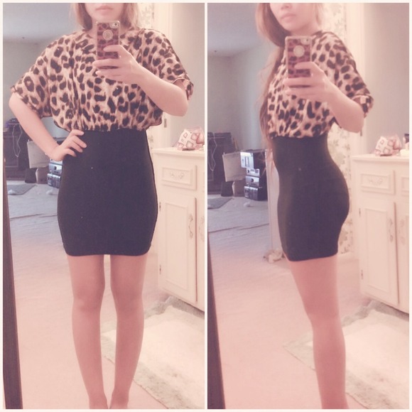 ⛔️SOLD⛔️Leopard Sexy Dress✨ - Picture 4 of 4