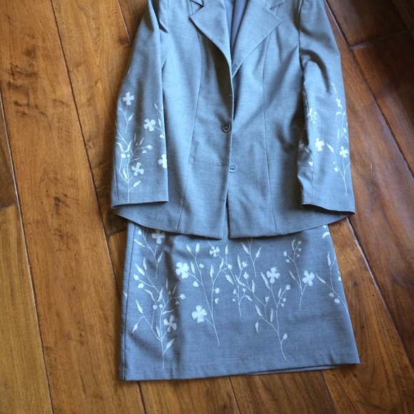 REDUCED!!! Grey dressy skirt suit made in France