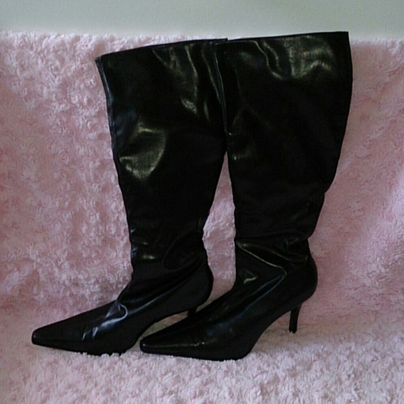 SOLD Sexy chocolate brown boots