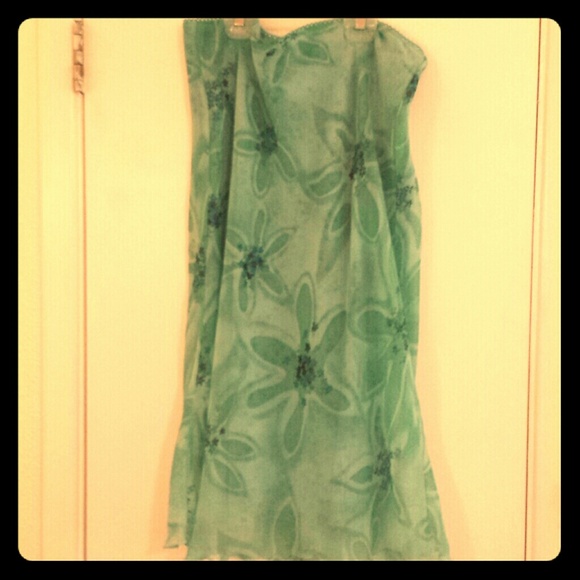 Knee length blue flirty skirt with sheer overlay