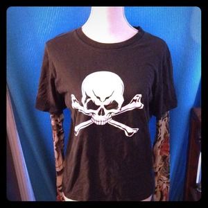 Skull and crossbones tattoo sleeve shirt