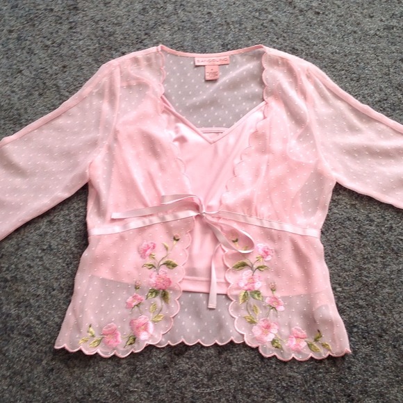 Sheer Blouse w/matching camisole NWOT
