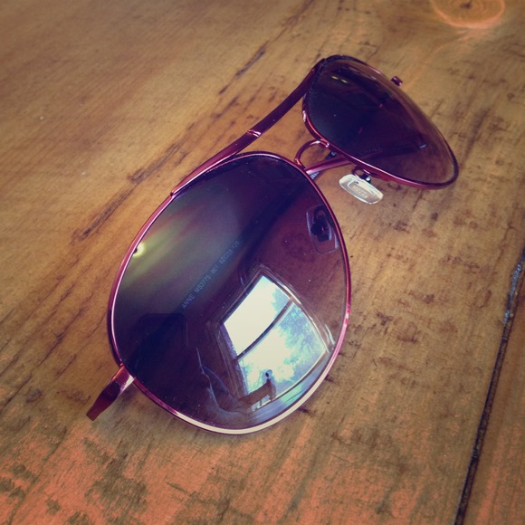 SOLD!! Fossil Red Aviators - Picture 1 of 4