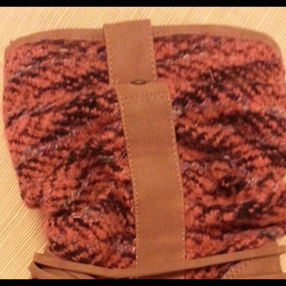 Tribal Booties - Picture 3 of 3