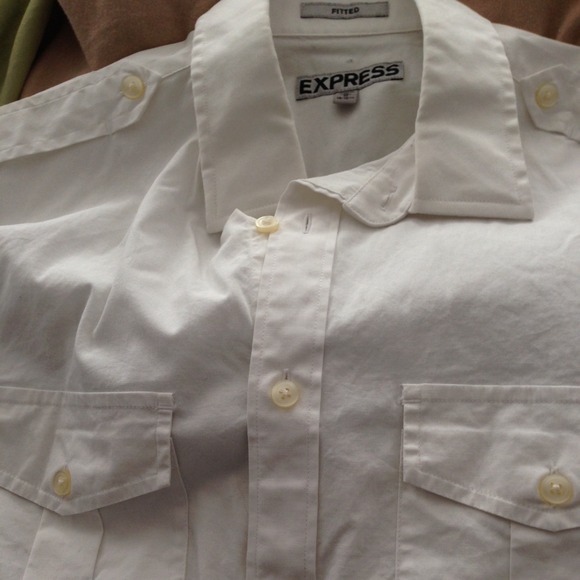White short sleeve shirt