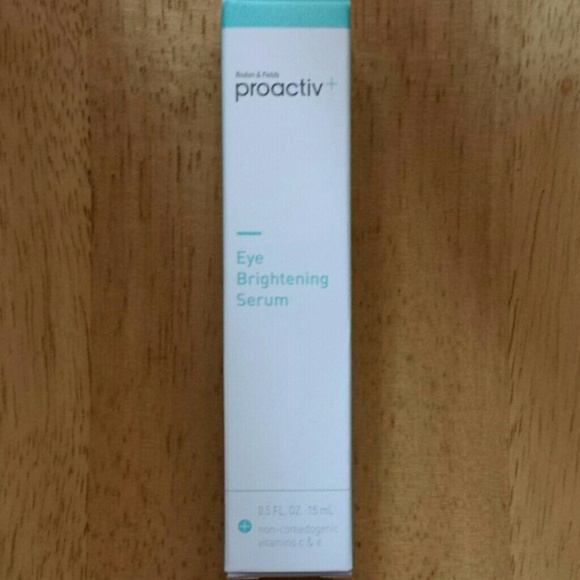 Proactive+ Eye brightening Serum