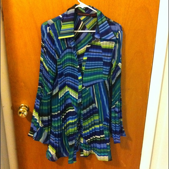 Long sleeve top