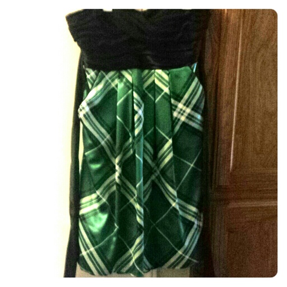 Silk princess dress never worn - Picture 1 of 1