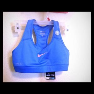Nike Sports Bra! Blue/peach