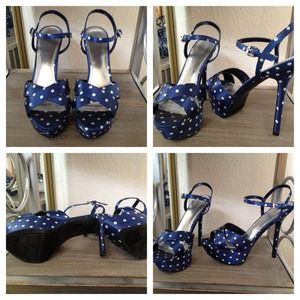 Fabulous high heels and clutch! Bundle!