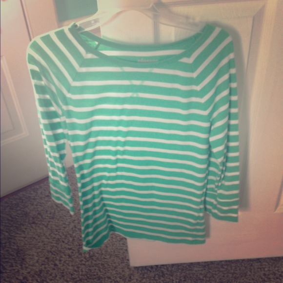 ✨SOLD✨Green and White Striped Tee