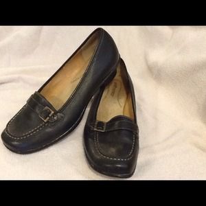 Black size 11 loafers
