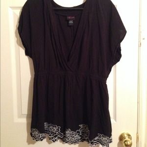 Torrid Plus Size Shirt w/ Tanktops