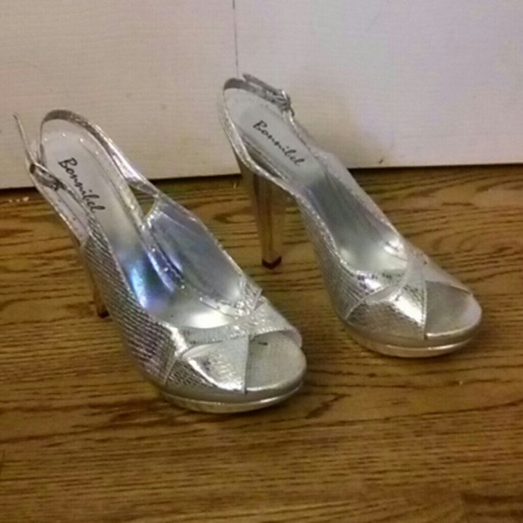 Silver Python Sandals - Picture 1 of 3
