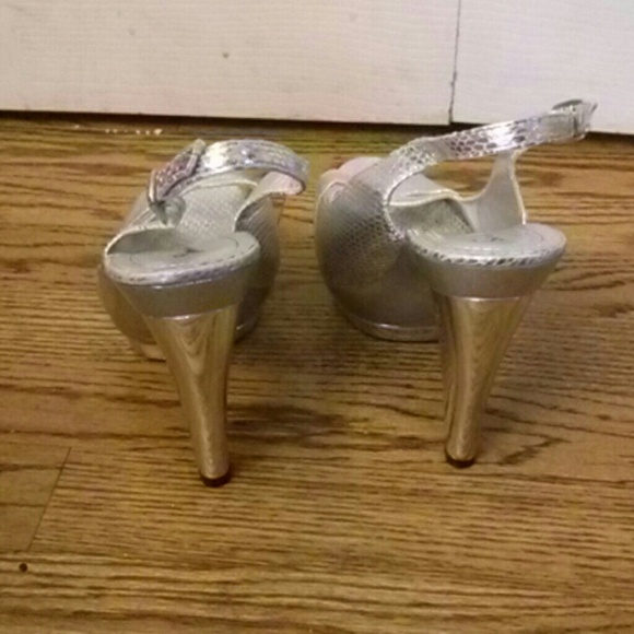 Silver Python Sandals - Picture 2 of 3