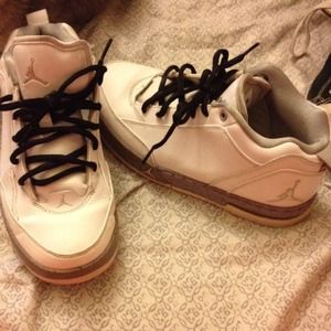 Jordan's size 5