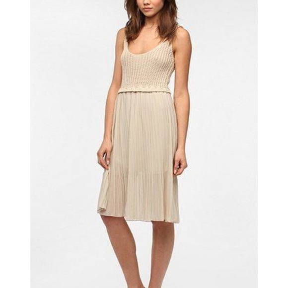 Urban Outfitters Dresses & Skirts - Urban outfitters dress
