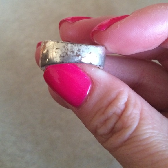 Silver loop ring - Picture 3 of 3