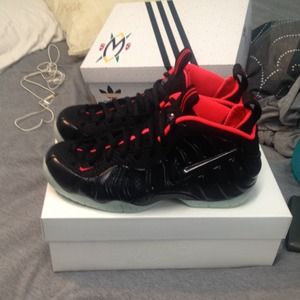 Nike Foamposite YEEZY ! 9.5 !