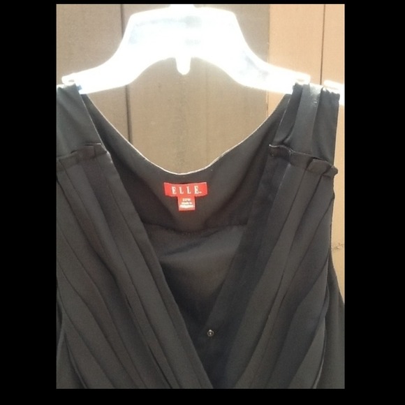 Black dress - Picture 2 of 2