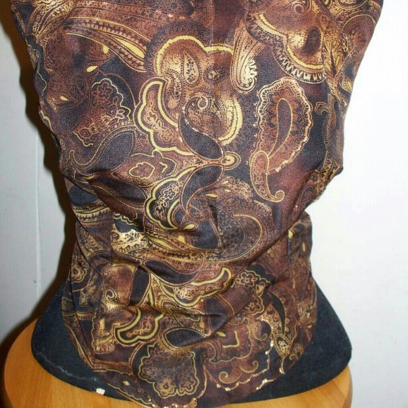 Sexy Silky open back top - Picture 2 of 4