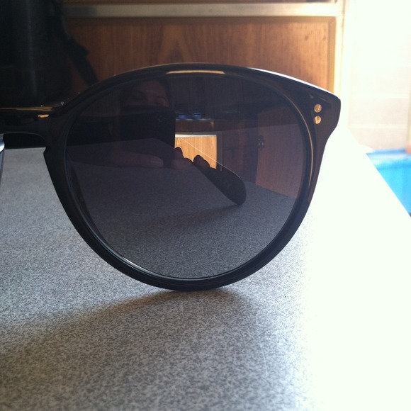 Oliver Peoples Corie