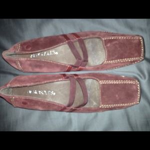 Worn once red aerosols