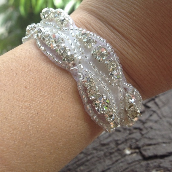 Bridal bracelet rhinestone with ribbon
