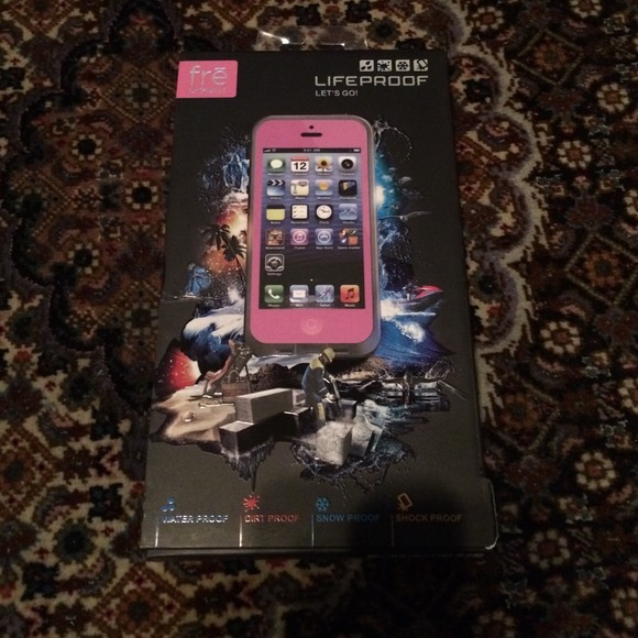 Pink Iphone 5 LifeProof case