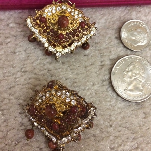 Earrings Brown /Mustard Yellow/Clear Crystals