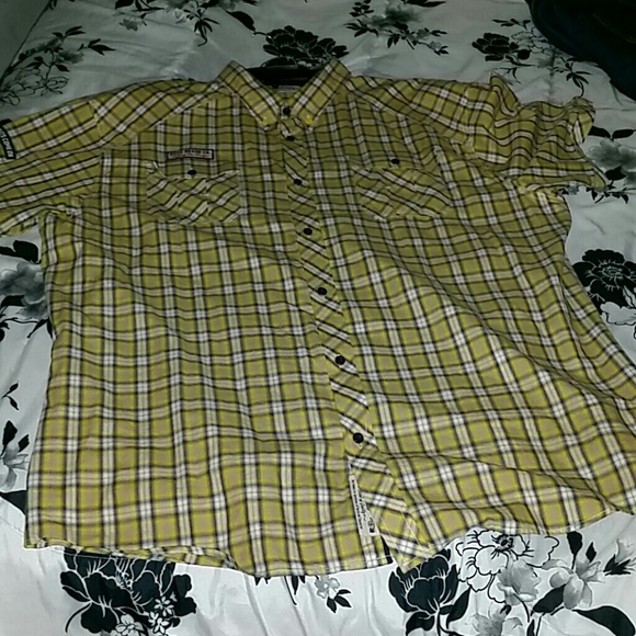 Akoo shirt size 3x