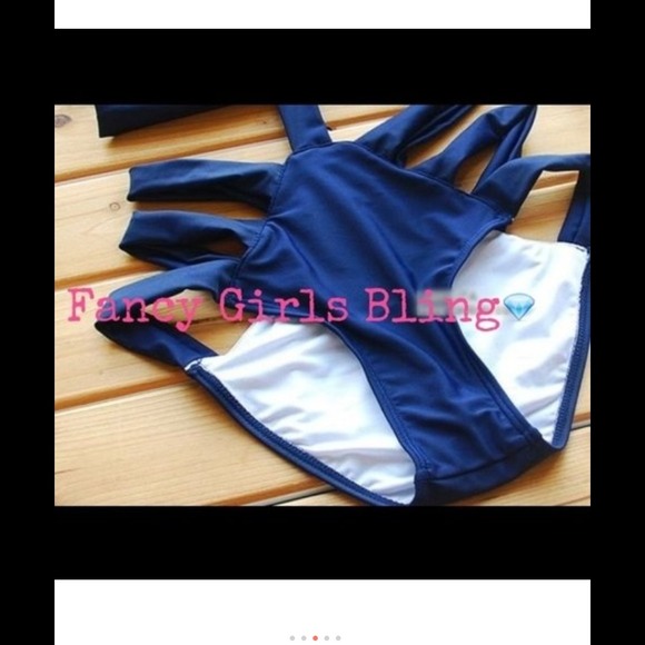 💥FLASH SALE💥 DARK blue strappy swimsuit Monokini - Picture 2 of 4