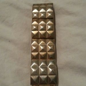 Gold bracelet