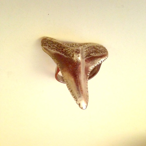 Vanessa Mooney pewter shark tooth ring