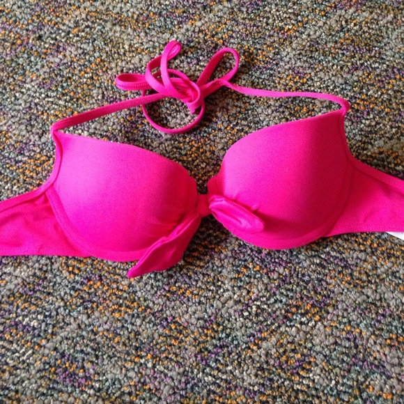 Pink Gilly Hicks push-up bikini top