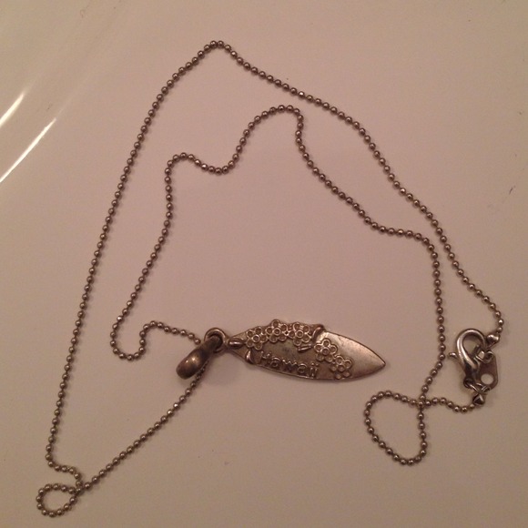 Hawai'i necklace! - Picture 3 of 4