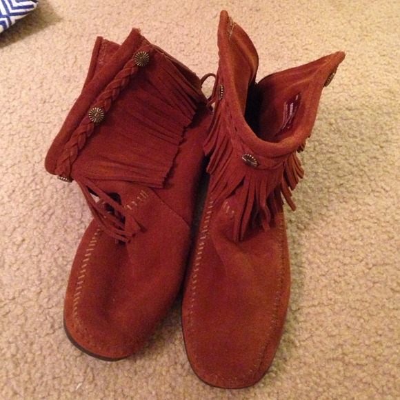 NWT Minnetonka HI TOP BACK ZIP BOOT size 7.5 Brown