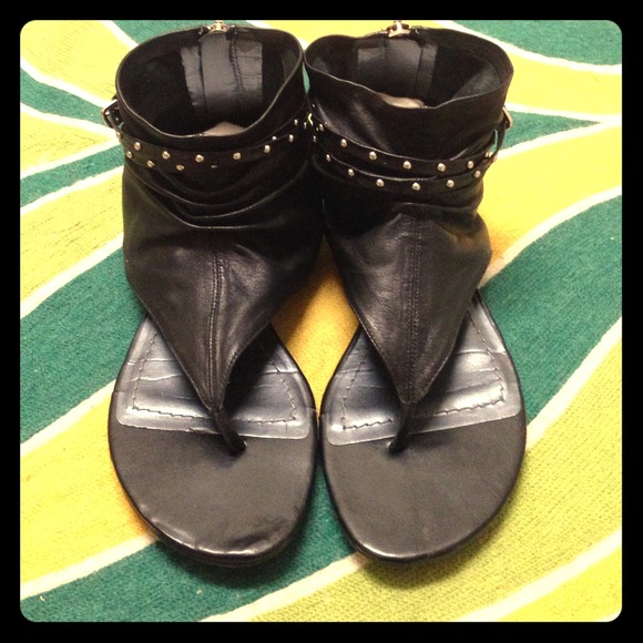 Black Leather gladiator sandels