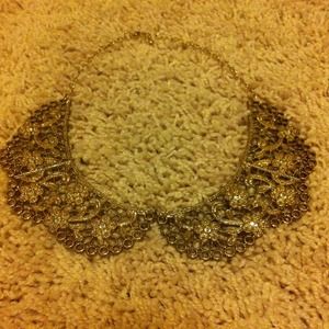 Gold Peterpan collar necklace