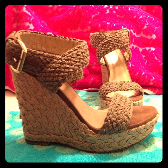 Stuart Weitzman wedge sandles size 6 1/2