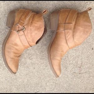 Coconuts Matisse King ankle cowboy harness boots