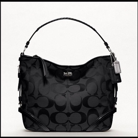 Coach Handbags - Coach Signature Chelsea Katarina Hobo Shoulder Bag