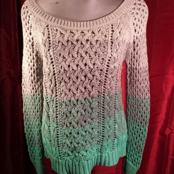NWOT Ombre scoopneck