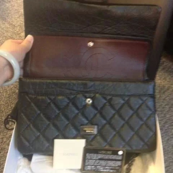 Chanel Reissue 226 - Picture 4 of 4