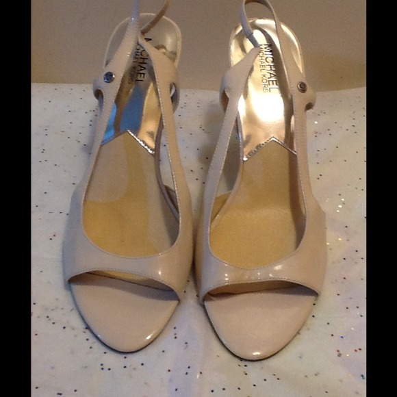 Michael Kors beige shoes size 11