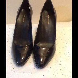 Banana Republic Black Patent Leather Shoes size 11